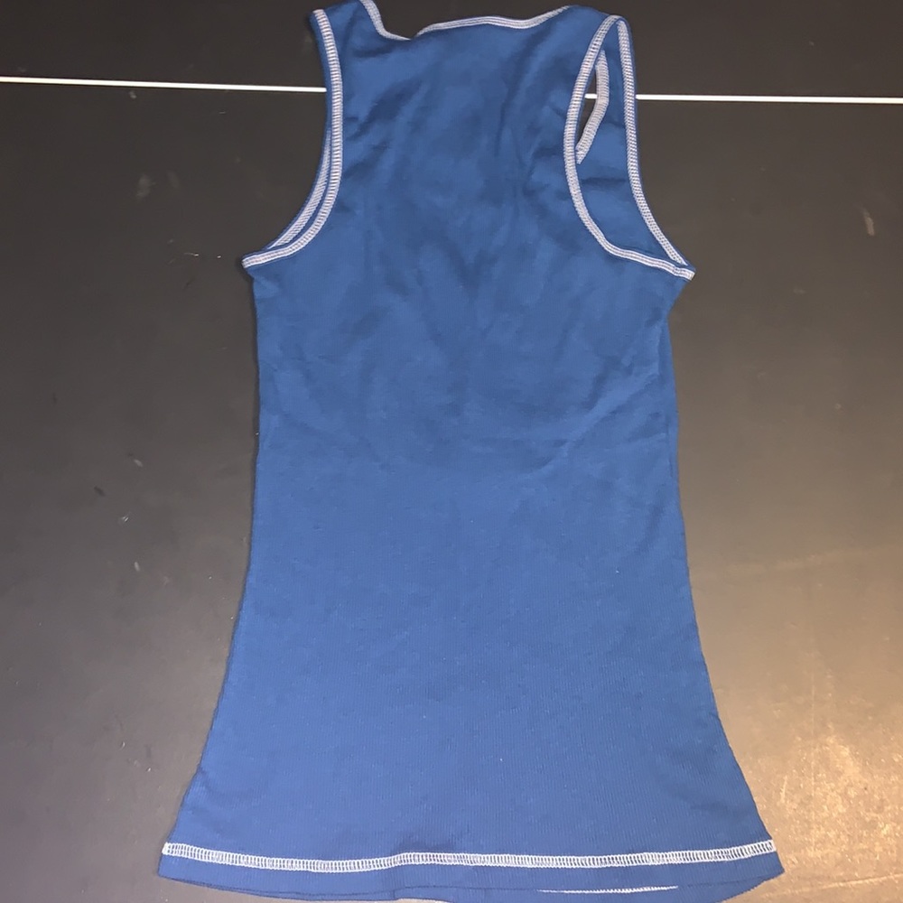 Tanktop - Picture 2 of 2